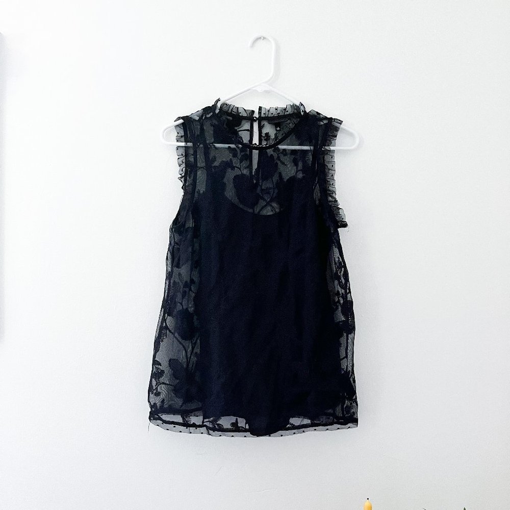 Who What Wear Lace Mock Neck Top with Tank Size Small